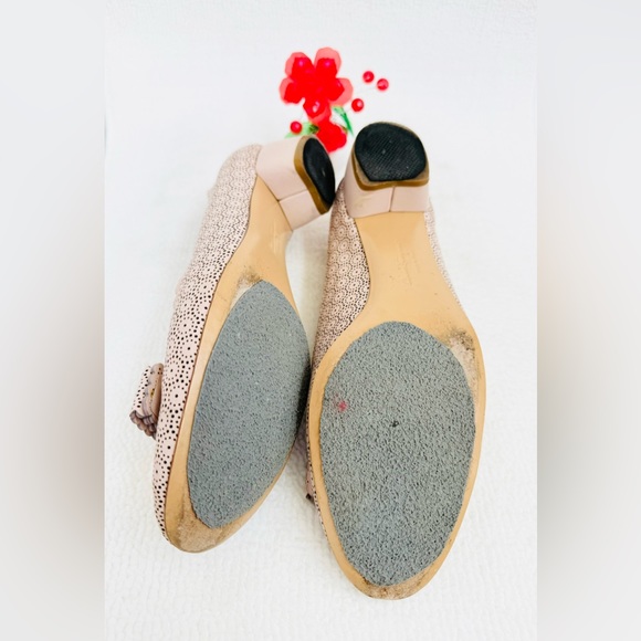 Ferragamo Pumps Size 6 - Picture 7 of 7